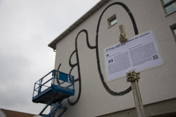 dave the chimp artotale painting