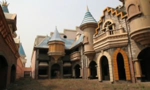 Ghost Wonderland: Abandoned Theme Park