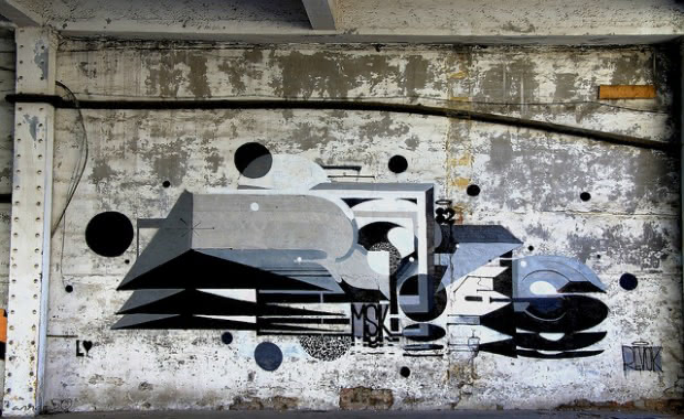 Roa in Australia, a new Brad Downey Book & Murals around the Globe